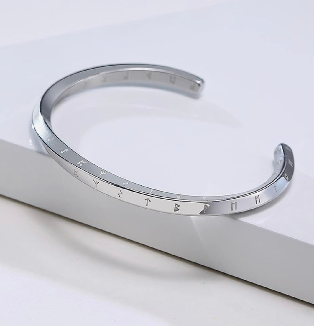 Twisted Line Cuff Wristband Bracelet