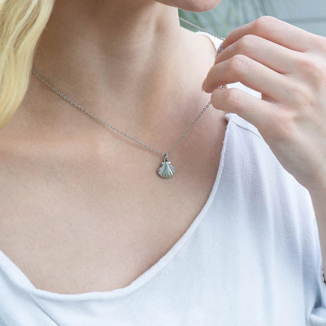 Nicole Clam Shell Charm Necklace